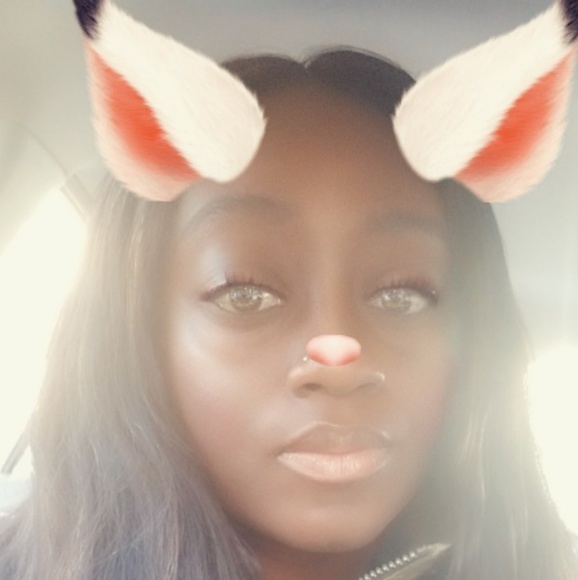 Meet your Posher, Lisa - Picture 1 of 1